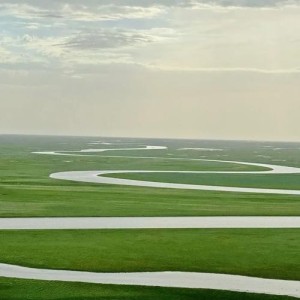 巴音布鲁克草原游，邂逅草原与河流的绝美邂逅